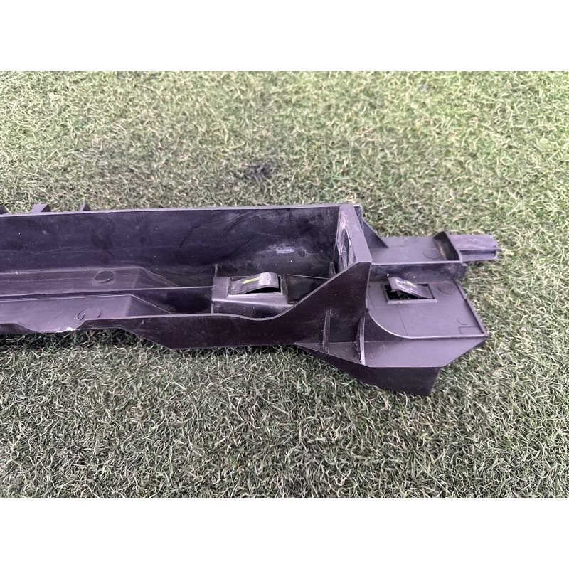 Рамка радіатора (кузов і елементи) BMW X5 E70 2010 N57D30A 17118572188
