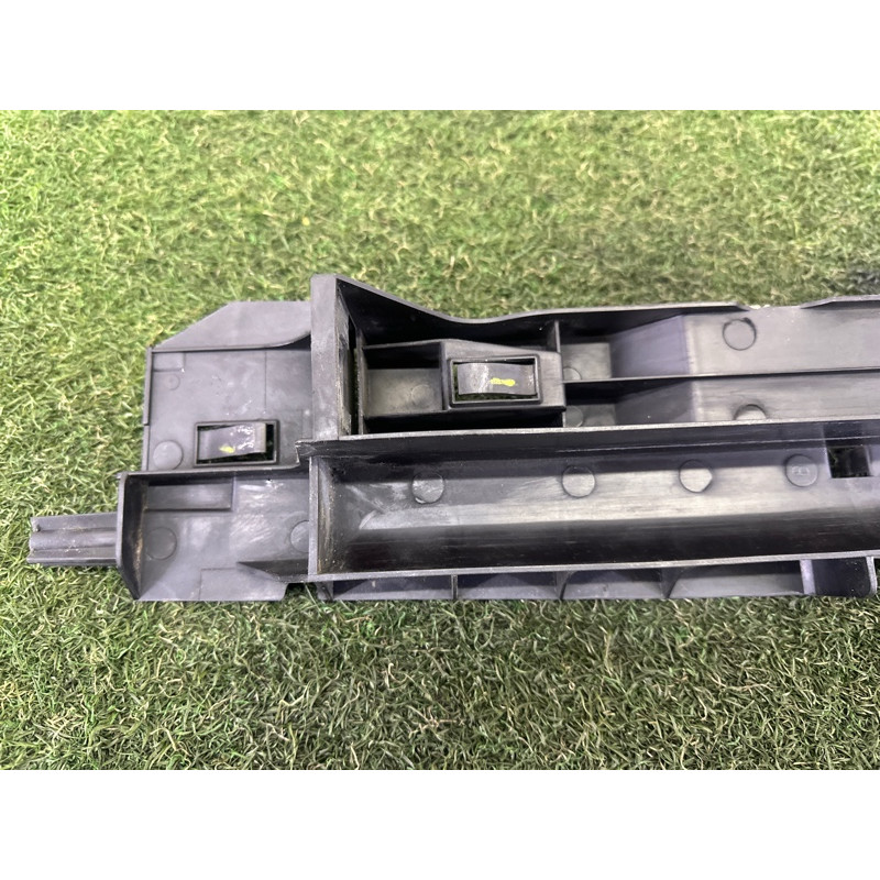 Рамка радіатора (кузов і елементи) BMW X5 E70 2010 N57D30A 17118572188