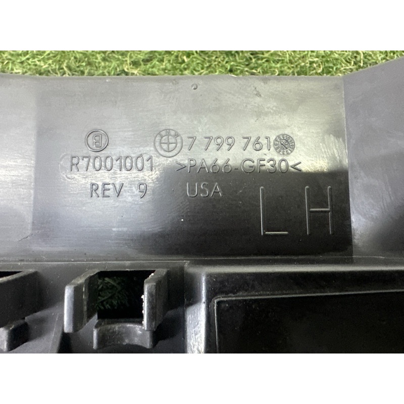 Рамка радіатора (кузов і елементи) BMW X5 E70 2010 N57D30A 17118572188