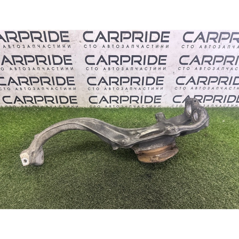 Поворотный кулак (подвеска) AUDI A4 B8 2013 2.0 TFSI 4G0407253B