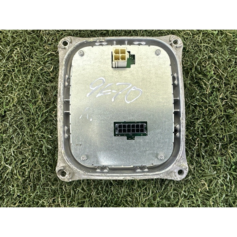 Блок управления светом (электрика / блоки управления) BMW X5 E70 2010 N57D30A 63117263052