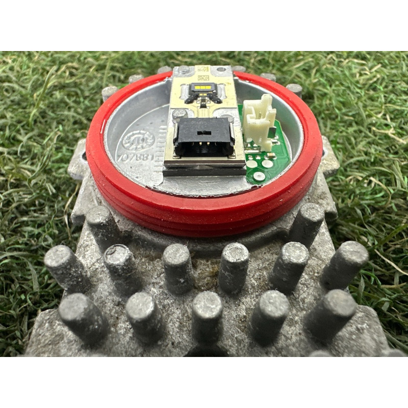 Светодиодный модуль (оптика) BMW X5 E70 2010 N57D30A 63117263051