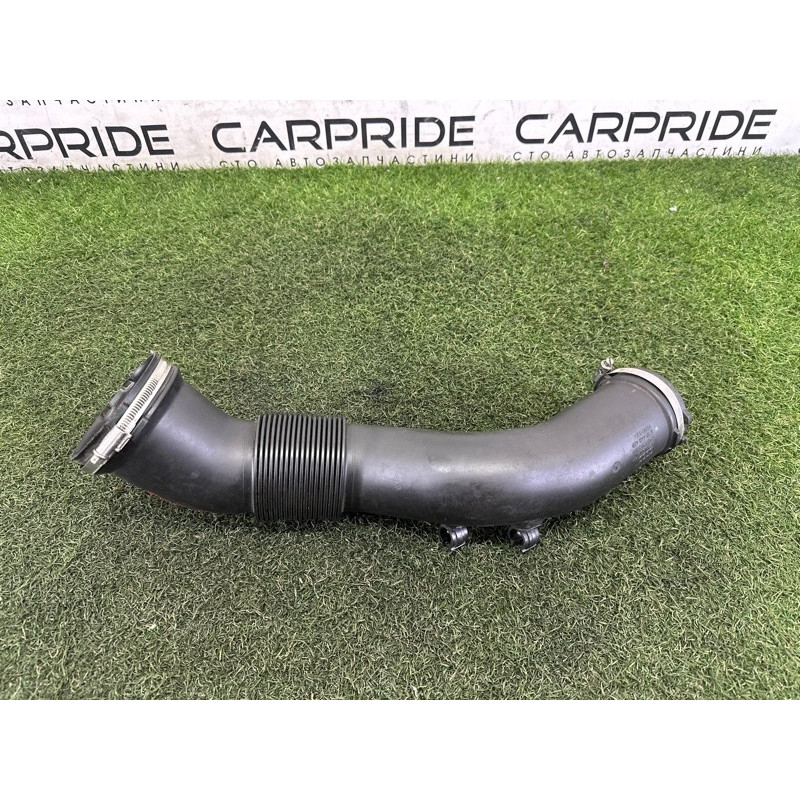 Патрубок воздушного фильтра (впускная система) AUDI A8 D4 2011 4.2 CDRA 4H0129616G