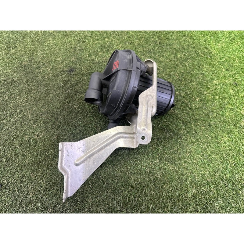 Насос вторичного воздуха (выпускная система) AUDI A8 D4 2011 4.2 CDRA 07L959253B