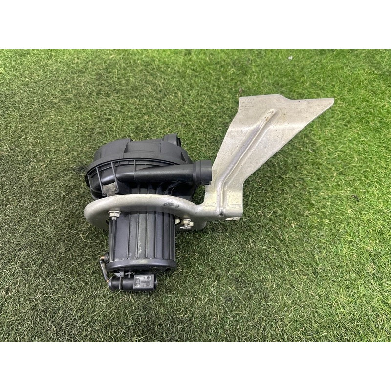 Насос вторичного воздуха (выпускная система) AUDI A8 D4 2011 4.2 CDRA 07L959253B