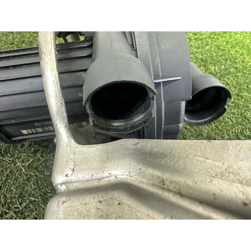 Насос вторичного воздуха (выпускная система) AUDI A8 D4 2011 4.2 CDRA 07L959253B