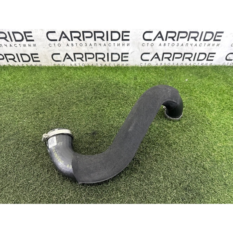 Патрубок интеркулера (двигатель и элементы) AUDI A4 B9 2018 2.0 DBPA 8W0145738F