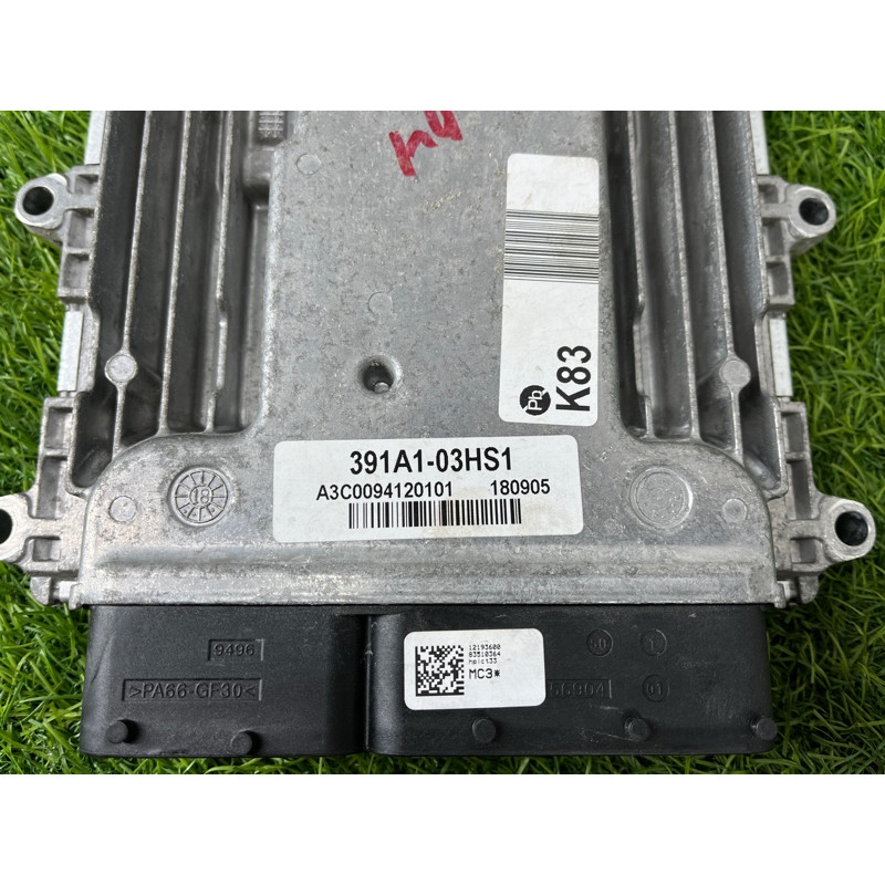 Блок управления двигателем (электрика / блоки управления) Hyundai Ioniq AE 2018 1.6 Hybrid 3911003HS1