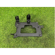 Кронштейн блока управления двигателем