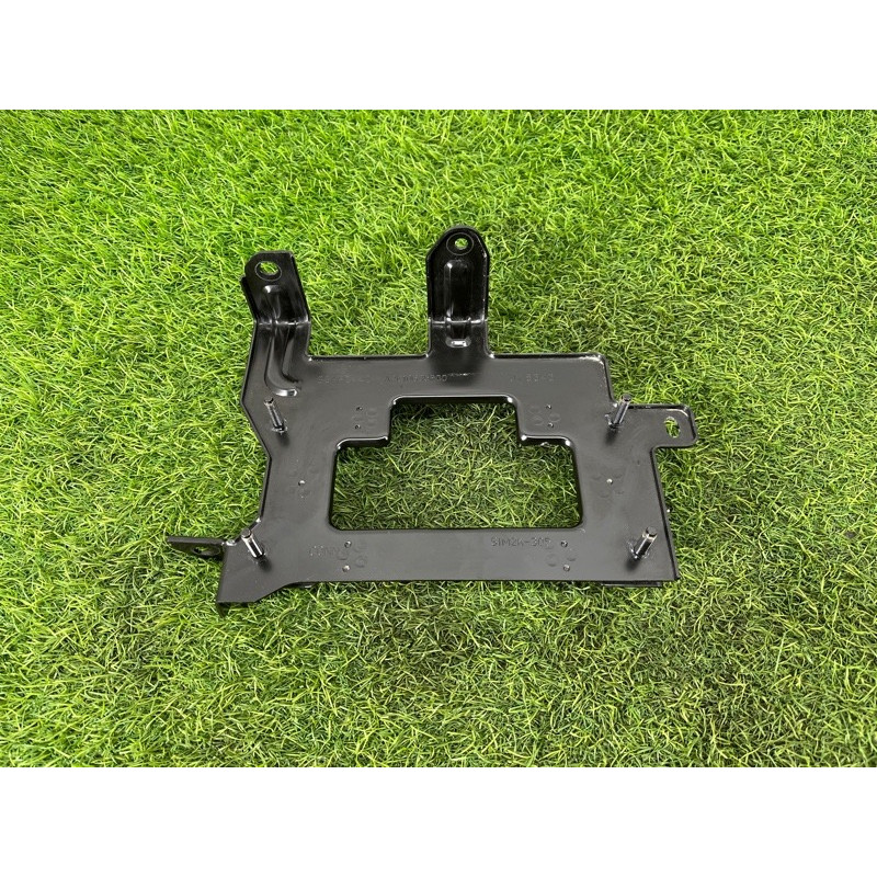 Кронштейн блока управления двигателем (кузов и элементы) Hyundai Ioniq AE 2018 1.6 Hybrid 3911203HE3