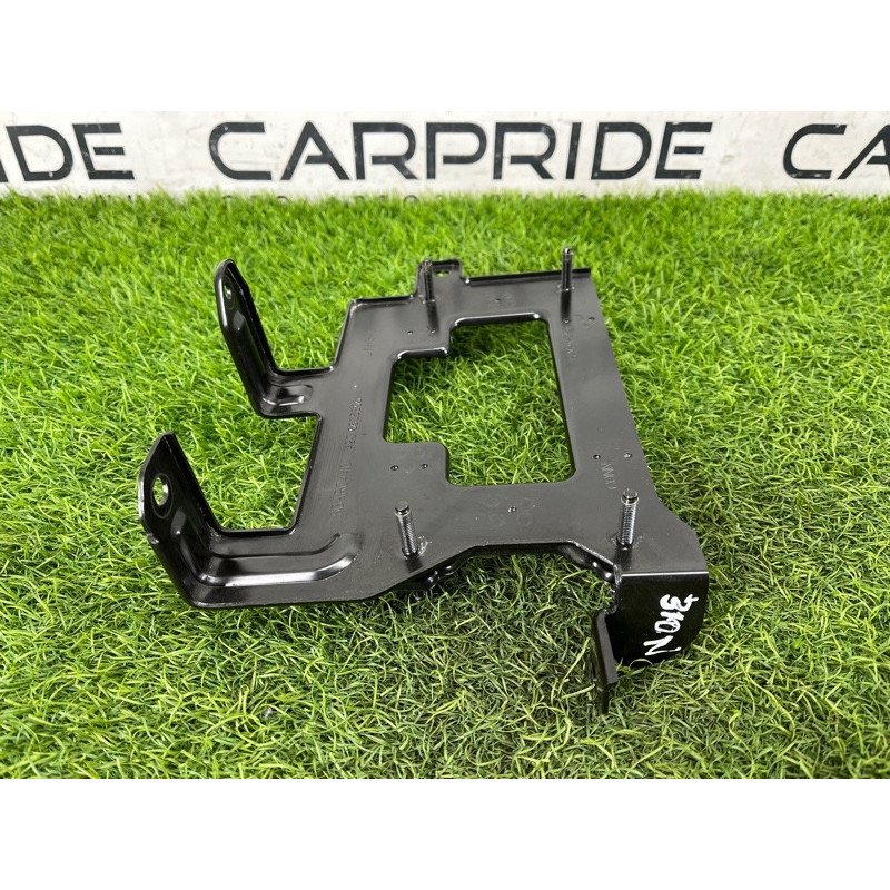 Кронштейн блока управления двигателем (кузов и элементы) Hyundai Ioniq AE 2018 1.6 Hybrid 3911203HE3