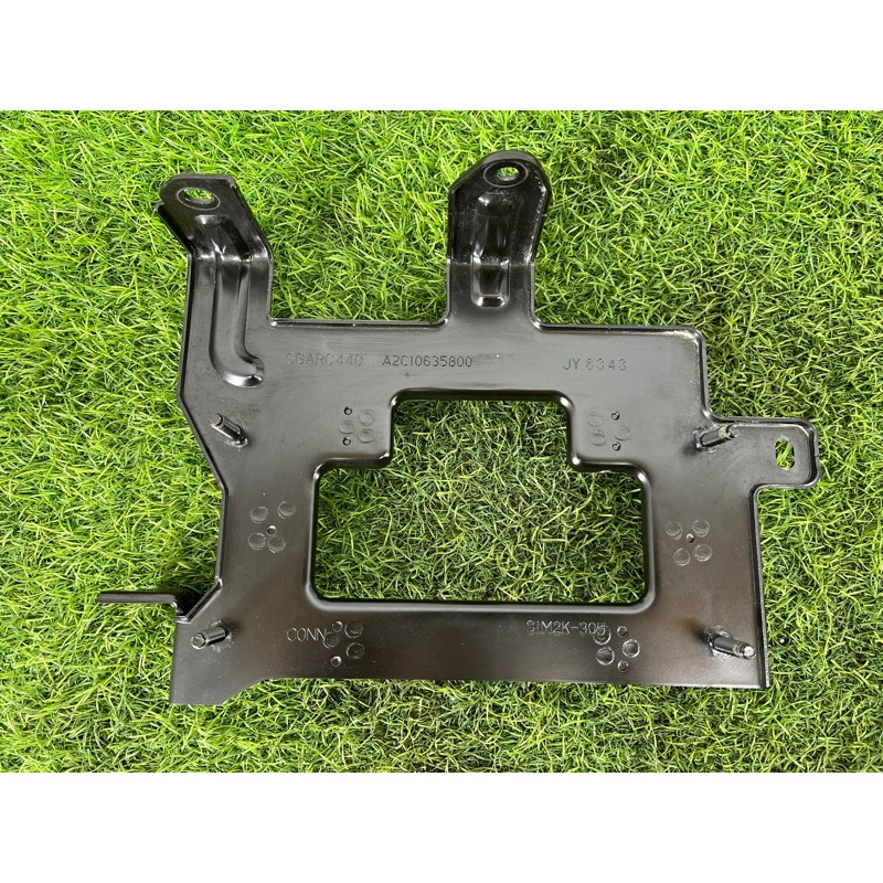 Кронштейн блока управления двигателем (кузов и элементы) Hyundai Ioniq AE 2018 1.6 Hybrid 3911203HE3