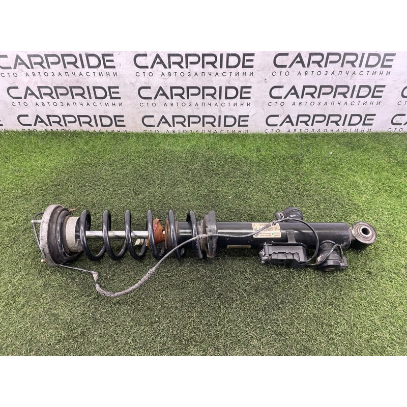 Вилка амортизатора (подвеска) BMW 7-series F01 2011 3.0 N54 37126796927