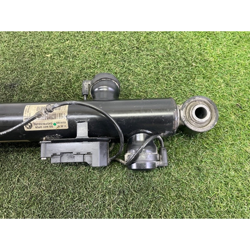 Вилка амортизатора (подвеска) BMW 7-series F01 2011 3.0 N54 37126796927