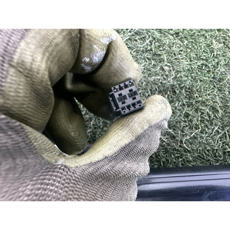 Привод двери багажника (электрика) Volkswagen Touareg NF 2012 3.0 TDI 7P6827851FIIT