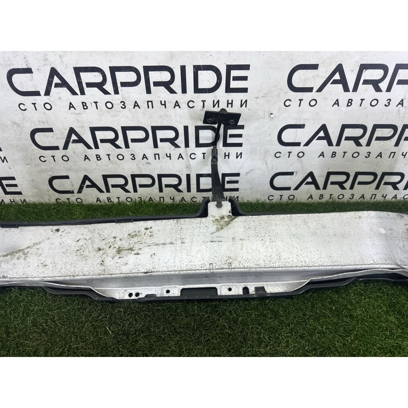 Усилитель бампера (наружные элементы кузова) AUDI A3 8V 2016 1.8 CNSB 8V5807109