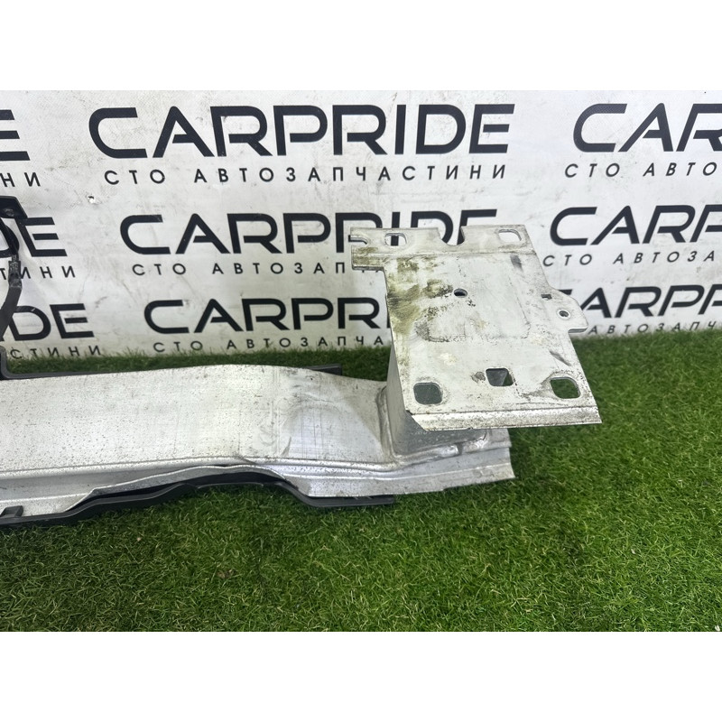 Усилитель бампера (наружные элементы кузова) AUDI A3 8V 2016 1.8 CNSB 8V5807109