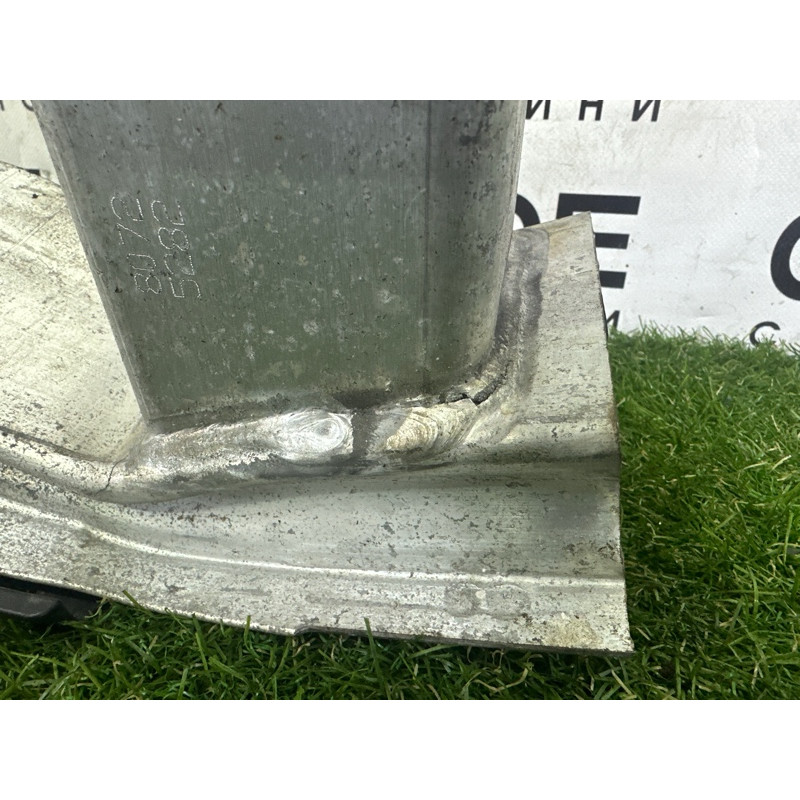 Усилитель бампера (наружные элементы кузова) AUDI A3 8V 2016 1.8 CNSB 8V5807109