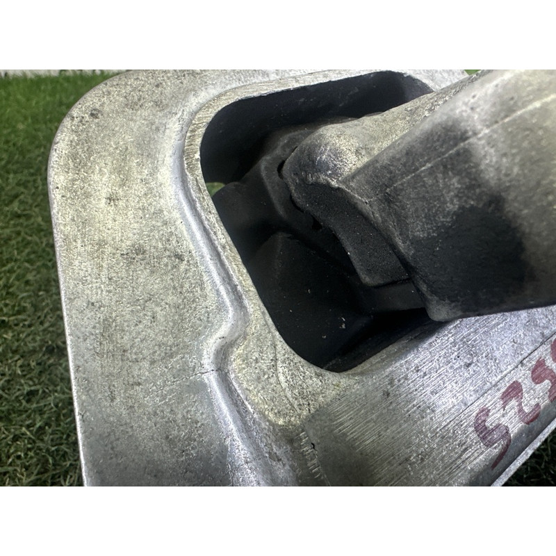 Подушка двигателя (двигатель и элементы) AUDI A3 8V 2016 1.8 CNSB 5Q0199262BK