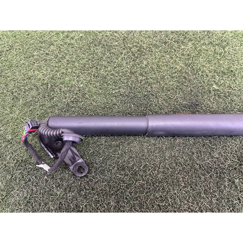 Привод двери багажника (электрика) AUDI Q5 FY 2018 2.0 DAYB 80A827851A