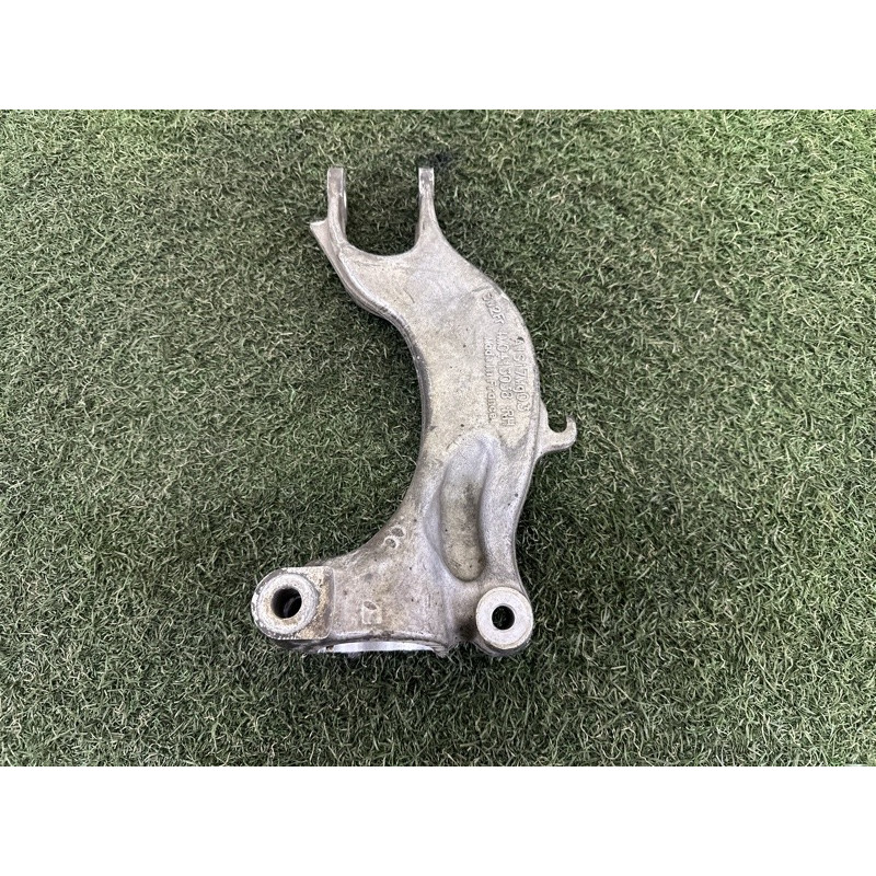 Вилка амортизатора (подвеска) AUDI Q5 FY 2018 2.0 DAYB 4M0413038H