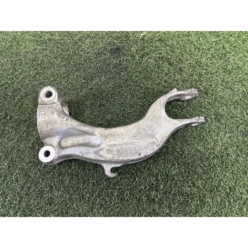 Вилка амортизатора (подвеска) AUDI Q5 FY 2018 2.0 DAYB 4M0413038H