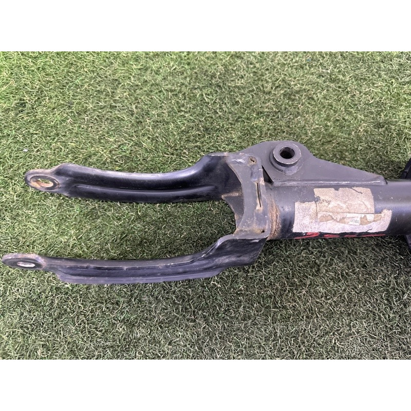 Амортизатор в сборе (подвеска) Volkswagen Touareg NF 2012 3.0 Hybrid CGFA 7P6413031AJ