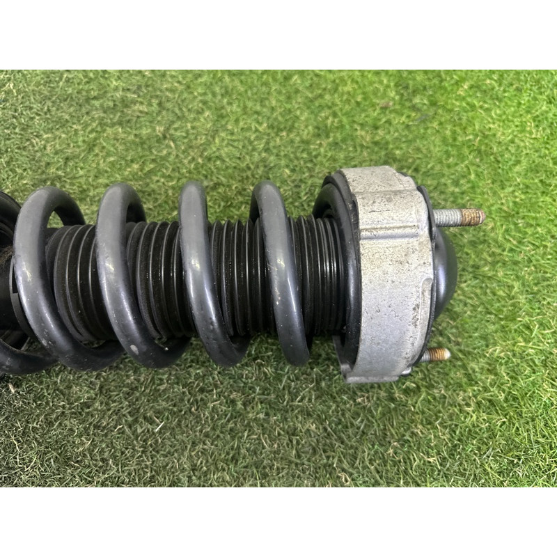 Амортизатор в сборе (подвеска) Volkswagen Touareg NF 2012 3.0 Hybrid CGFA 7P6413031AJ