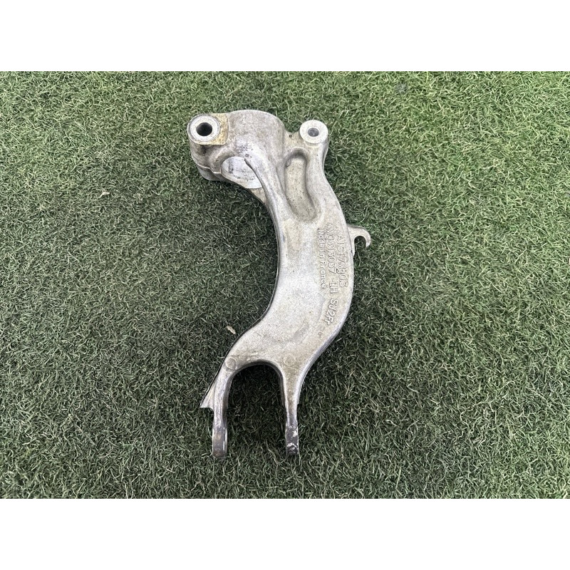 Вилка КПП (трансмиссия) AUDI Q5 FY 2018 2.0 DAYB 4M0413037H