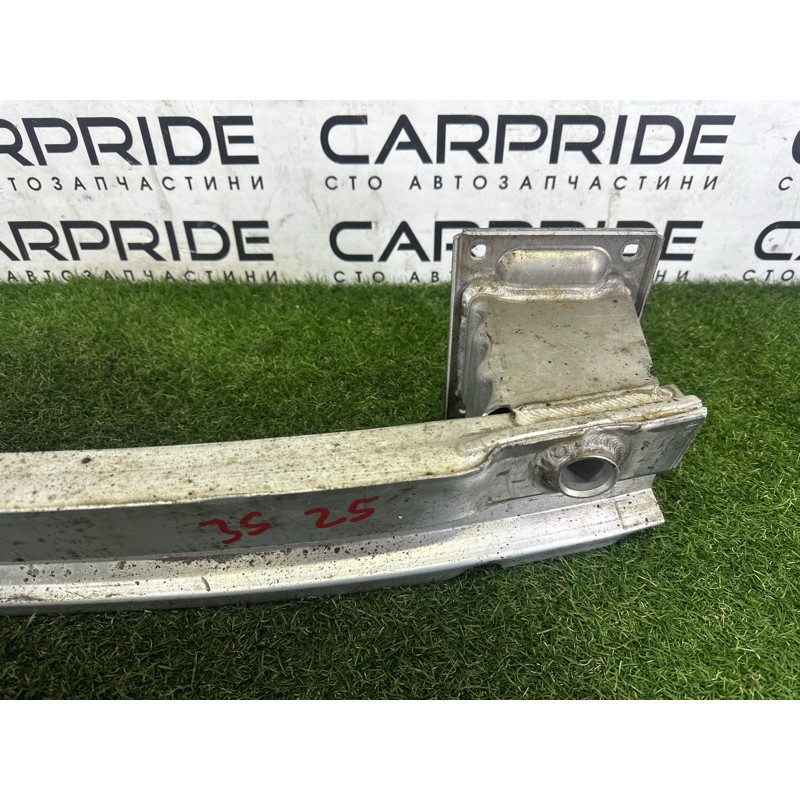 Усилитель бампера (наружные элементы кузова) AUDI A8 D4 2011 4.2 CDRA 4H0807309D