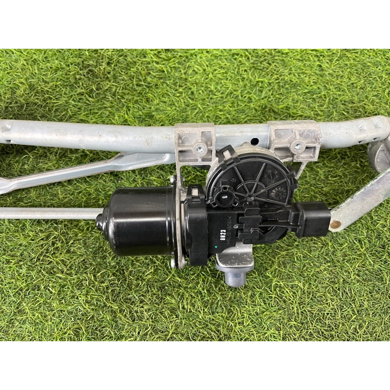 Трапеция дворников (кузов и элементы) Hyundai Ioniq AE 2018 1.6 Hybrid 98120G2000