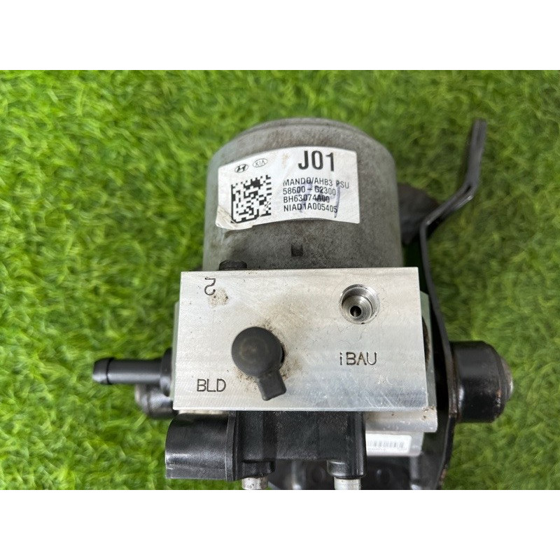 Блок abs (тормозная система) Hyundai Ioniq AE 2018 1.6 Hybrid 58620G2300