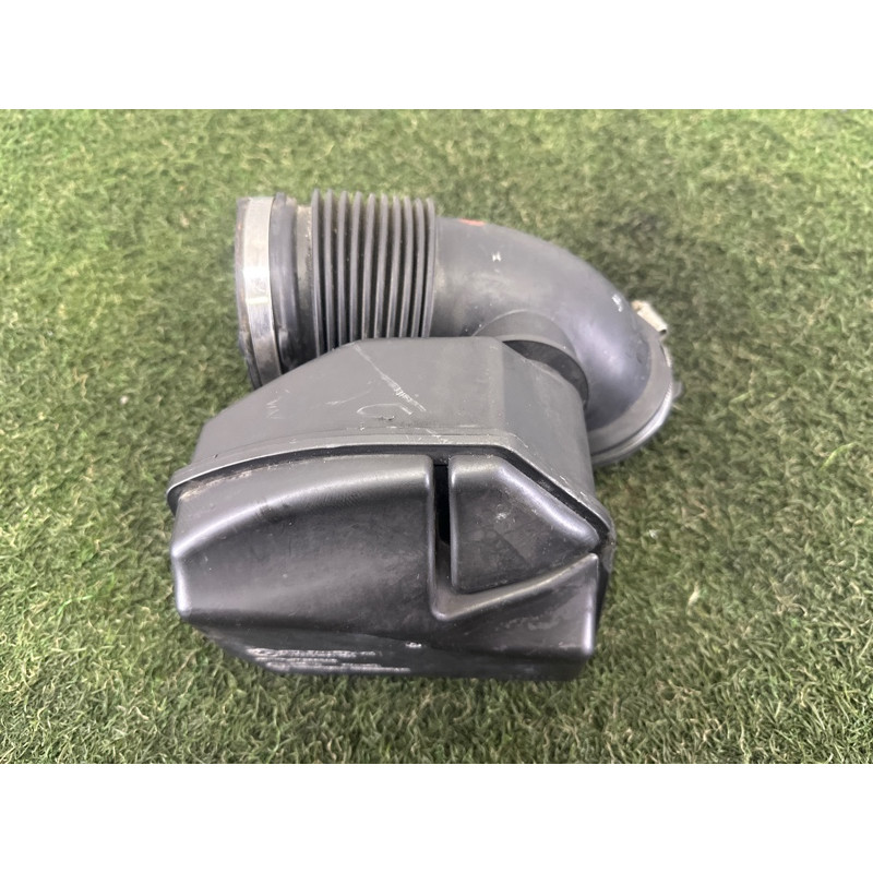 Резонатор воздушный (впускная система) BMW X3 F25 2012 3.0 13717601873