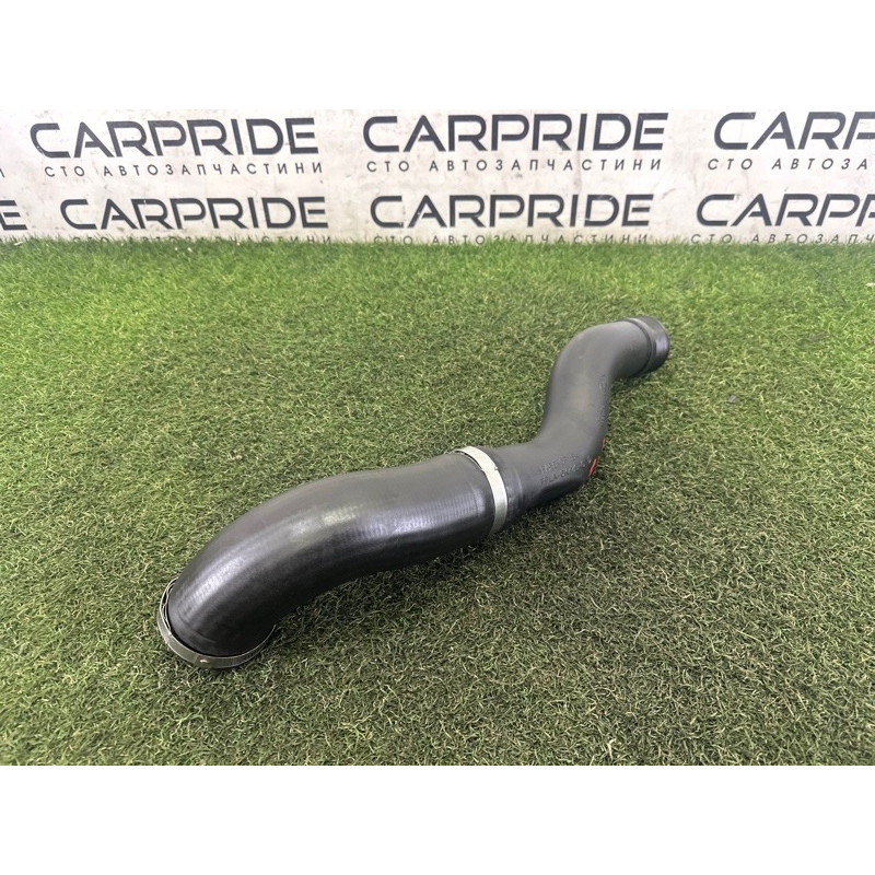 Патрубок интеркулера (двигатель и элементы) LAND ROVER RANGE ROVER Sport L494 2016 3.0 Diesel LR062410