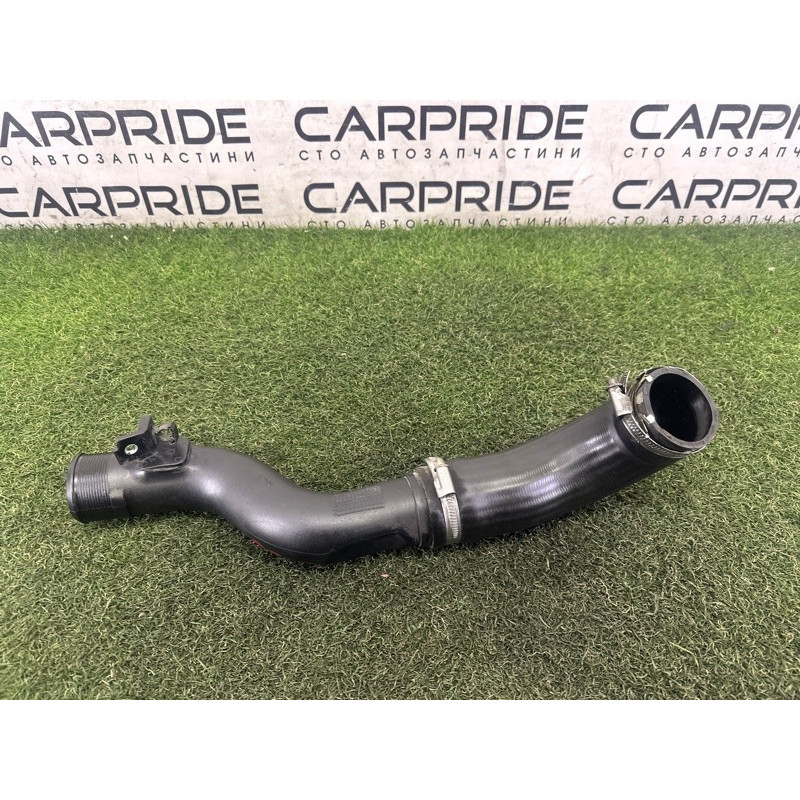 Патрубок интеркулера (двигатель и элементы) LAND ROVER RANGE ROVER Sport L494 2016 3.0 Diesel LR062410