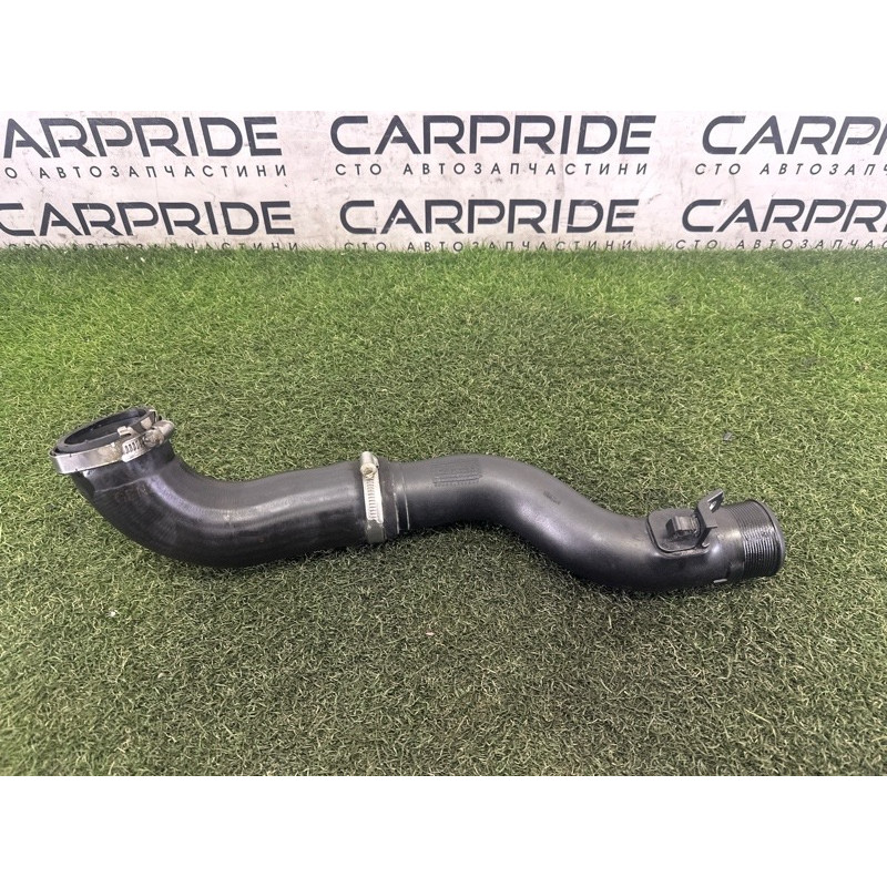 Патрубок интеркулера (двигатель и элементы) LAND ROVER RANGE ROVER Sport L494 2016 3.0 Diesel LR062410