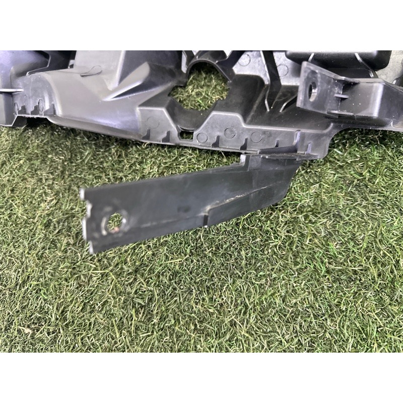 Кронштейн фары (кузов и элементы) BMW X1 E84 2014 2.0 51642990179