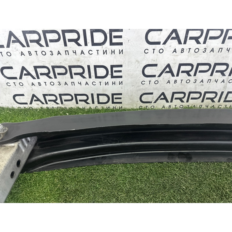 Усилитель бампера (наружные элементы кузова) AUDI A4 B8 2010 2.0 CAEB 8T0807313A