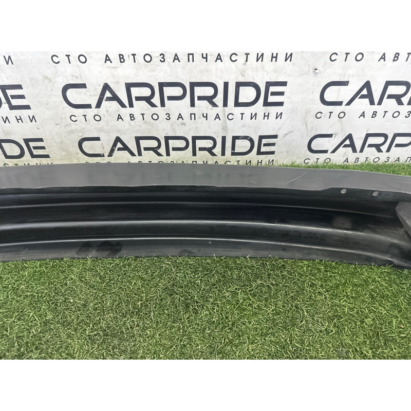 Усилитель бампера (наружные элементы кузова) AUDI A4 B8 2010 2.0 CAEB 8T0807313A