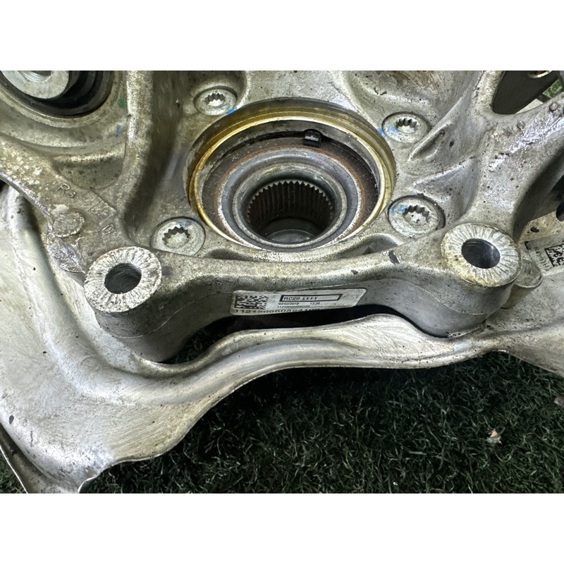 Цапфа подвески (подвеска) AUDI Q5 FY 2018 2.0 DAYB 80A505431G