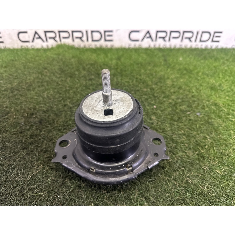 Подушка двигателя (двигатель и элементы) Jeep Grand Cherokee WK2 2018 3.6 68252518AA