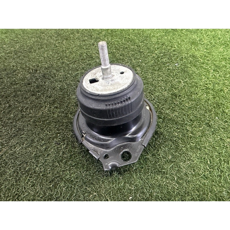 Подушка двигателя (двигатель и элементы) Jeep Grand Cherokee WK2 2018 3.6 68252518AA