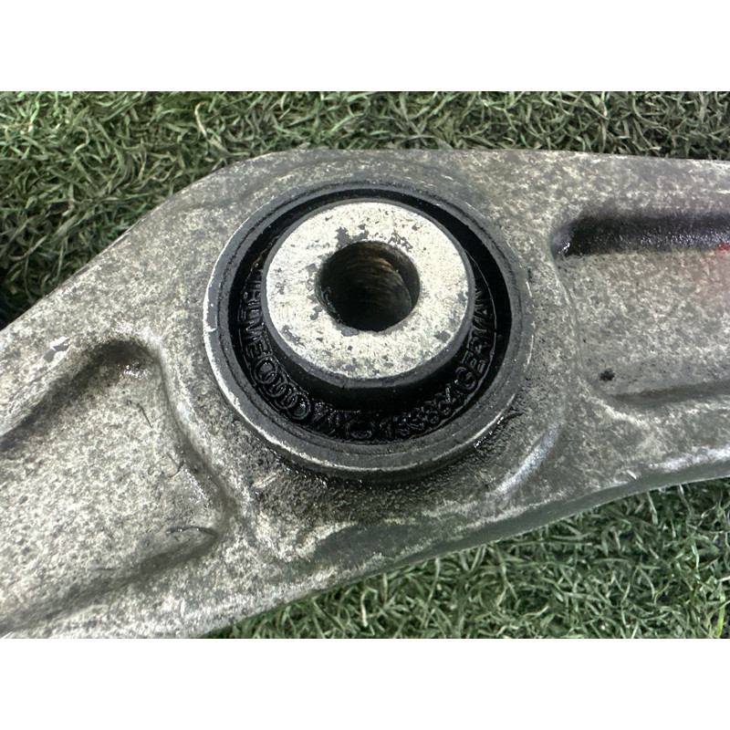 Рычаг подвески (подвеска) AUDI Q5 8R 2010 3.2 CALB 8K0407152C