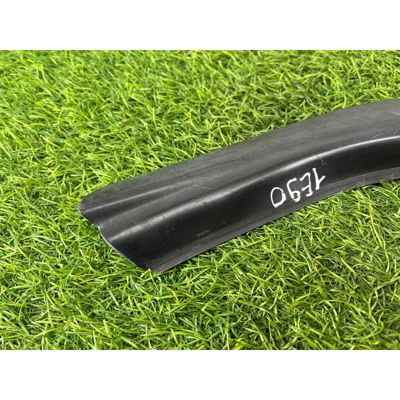 Молдинг крыши (кузов и элементы) BMW 3-series E90 2006 N46B20 51137117244