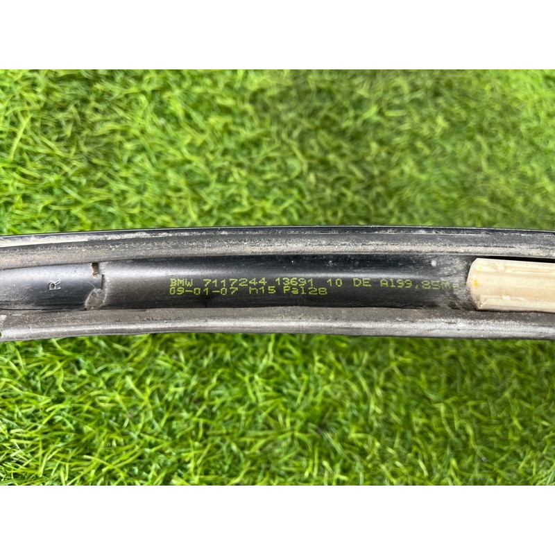 Молдинг крыши (кузов и элементы) BMW 3-series E90 2006 N46B20 51137117244