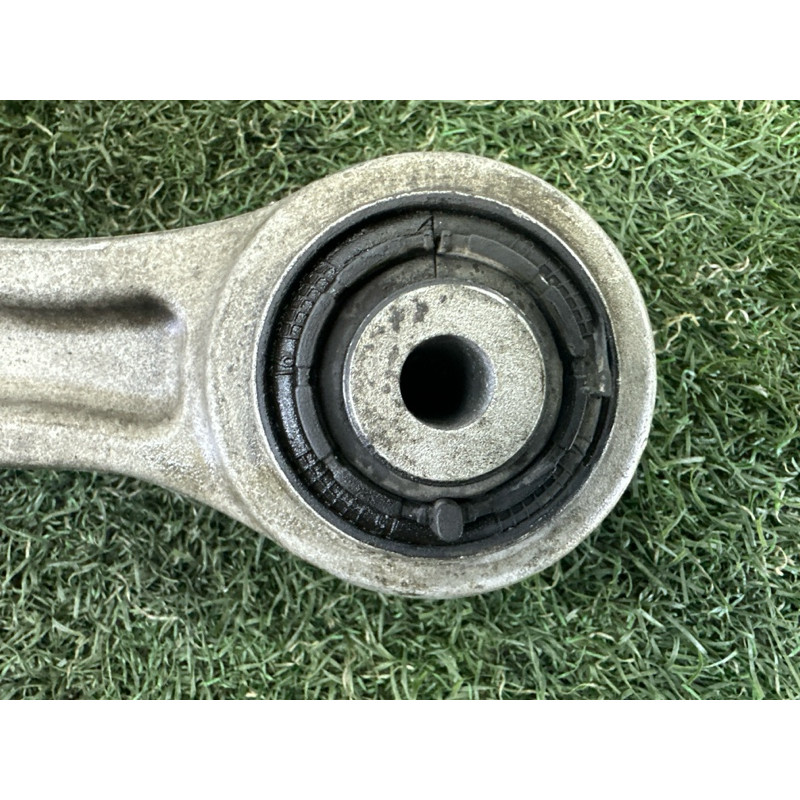 Рычаг подвески (подвеска) AUDI A8 D4 2011 4.2 CDRA 4H0407152C