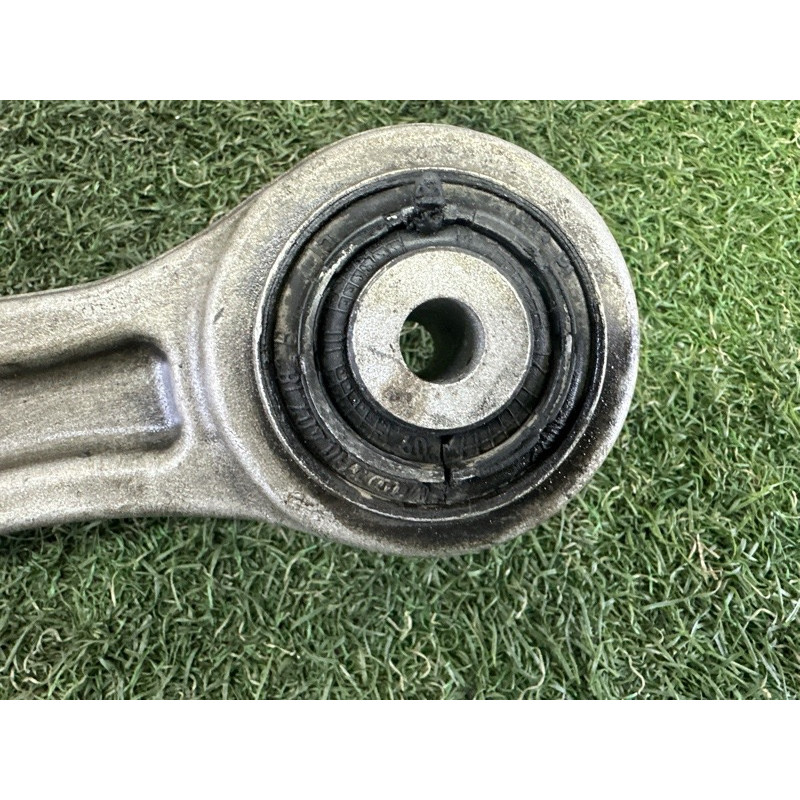 Рычаг подвески (подвеска) AUDI A8 D4 2011 4.2 CDRA 4H0407152C