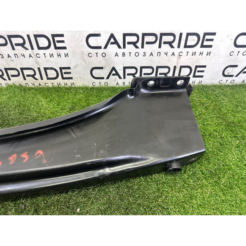 Усилитель бампера (наружные элементы кузова) Volkswagen Touareg NF 2012 3.0 TDI 7P0807309