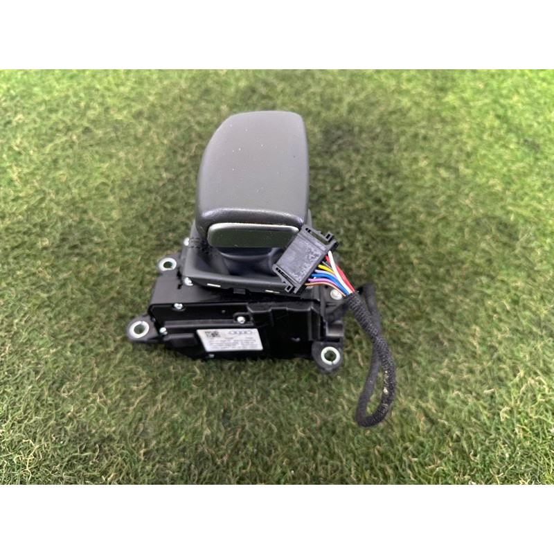 Селектор АКПП (трансмиссия) AUDI Q7 4M 2017 3.0 TFSi 4M1713041D