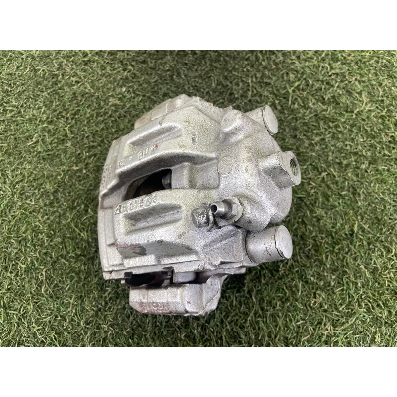 Суппорт тормозной (тормозная система) BMW X1 E84 2014 2.0 34216768697